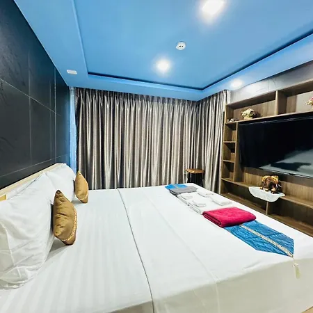 Luxury Business Suits In Grand Avenue By Pattaya City Estates Exterior photo