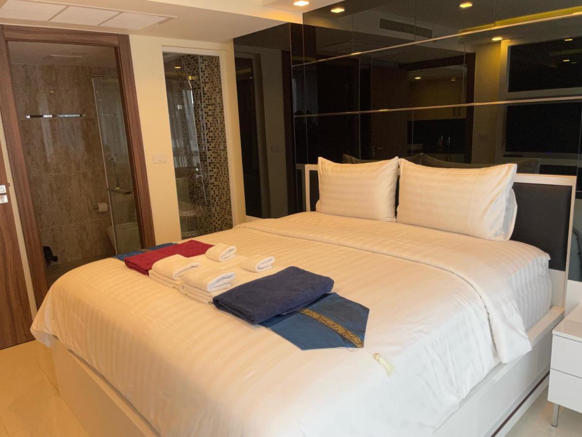 Luxury Business Suits In Grand Avenue By Estates Appartement Pattaya