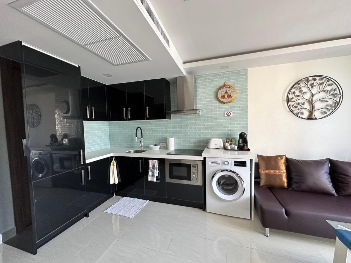 Appartement Luxury Business Suits In Grand Avenue By Estates *