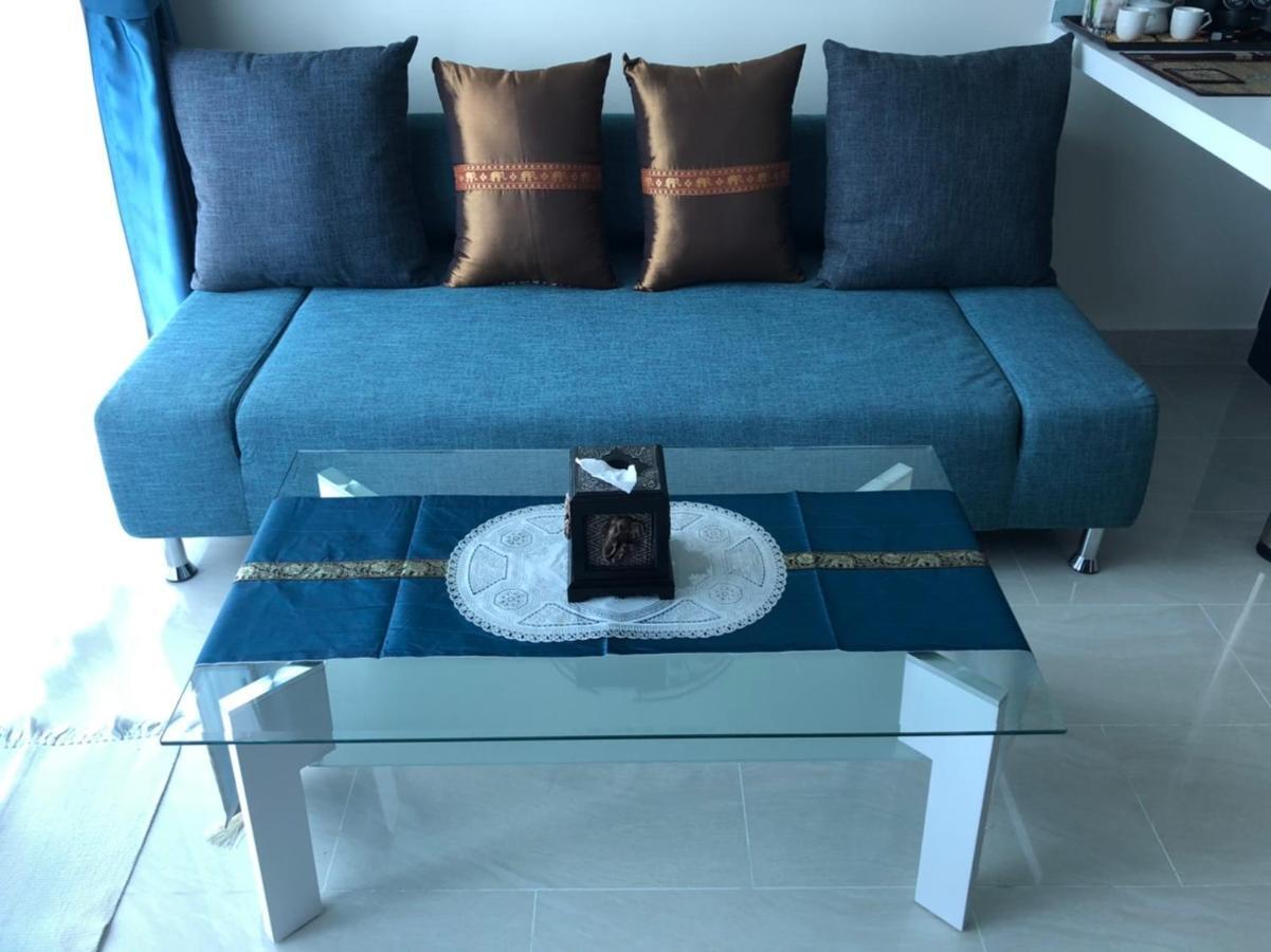 Luxury Business Suits In Grand Avenue By Estates Appartement Pattaya