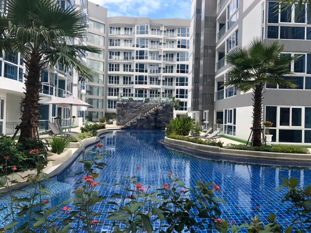 Luxury Business Suits In Grand Avenue By Estates Appartement Pattaya