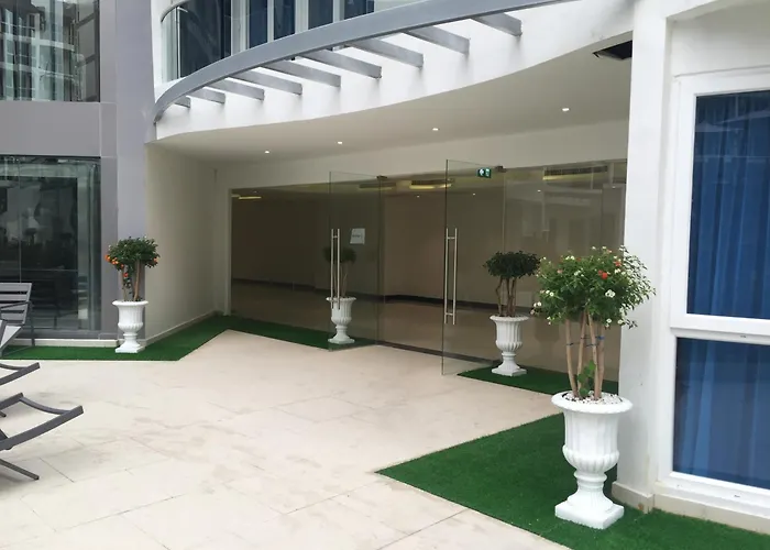 Luxury Business Suits In Grand Avenue By Pattaya City Estates