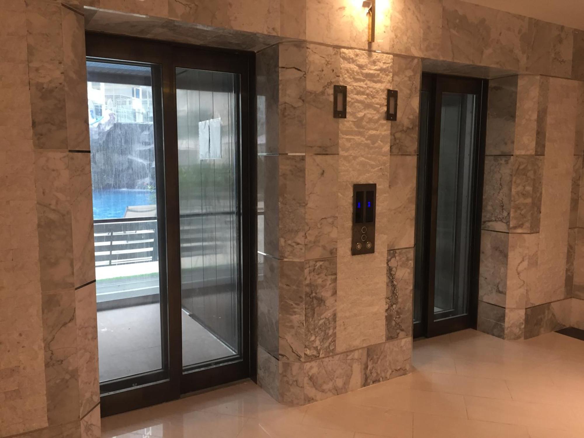 Luxury Business Suits In Grand Avenue By Estates อพาร์ทเม้น Pattaya